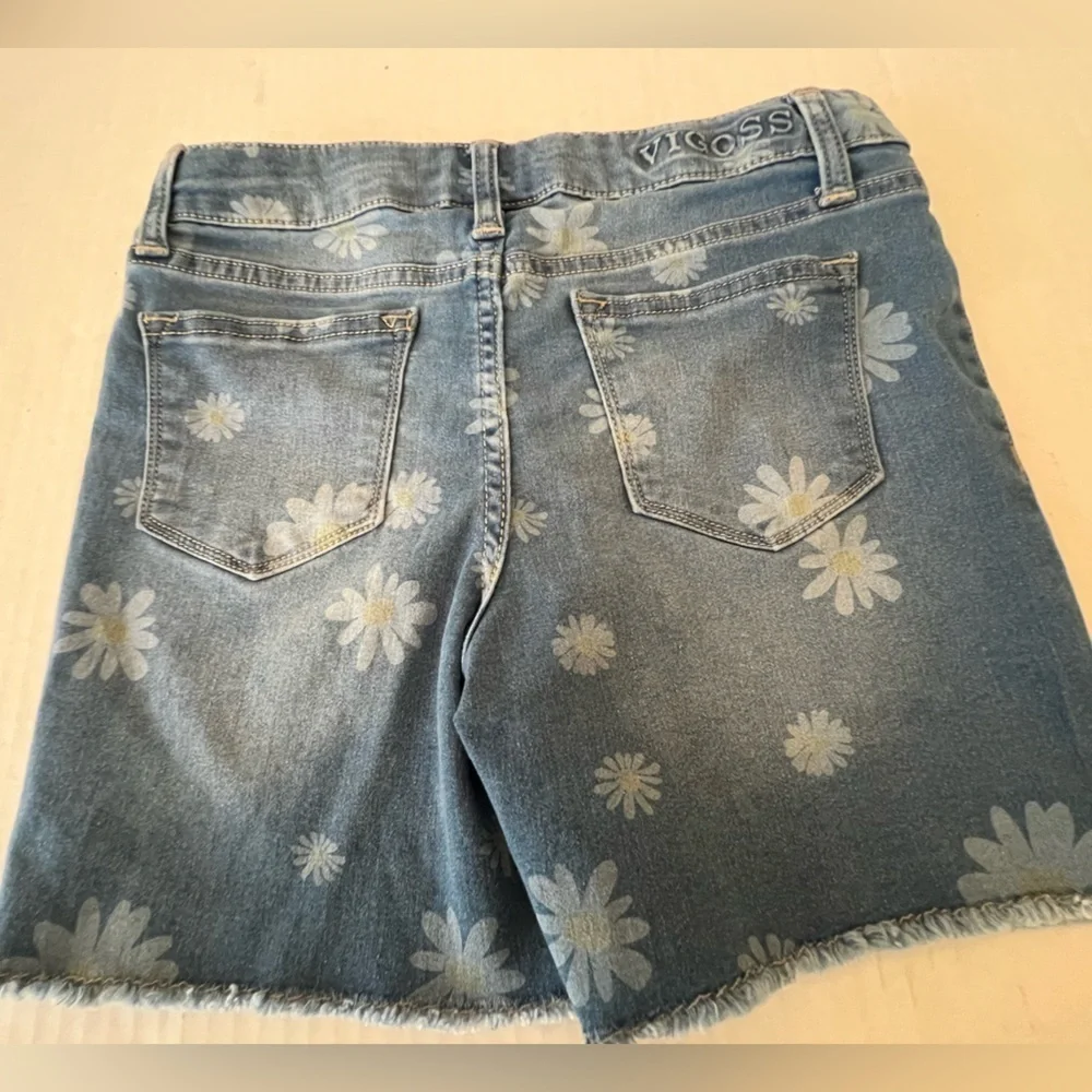 VIGOSS MALIBU MID-SHORTS SIZE LARGE (12-14)